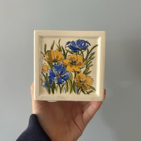 National Silver Co. Nagoya Japan Floral Blue Yellow Vase Ceramic Vintage - Picture 4 of 7